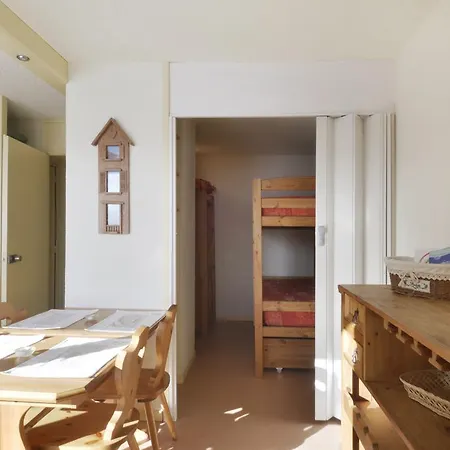 3000 Apartment