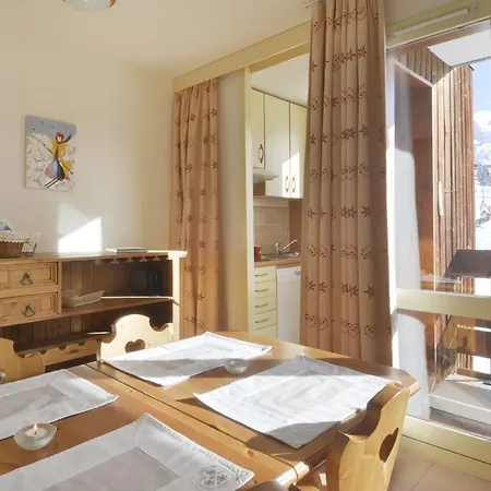 3000 Apartment *