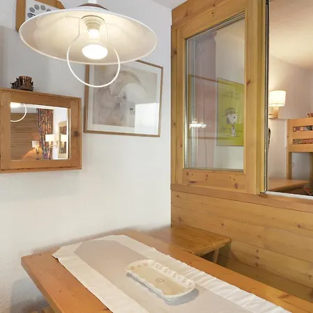 Apartment 3000