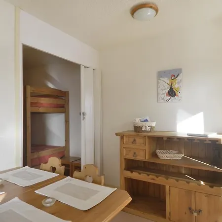 3000 Apartment *